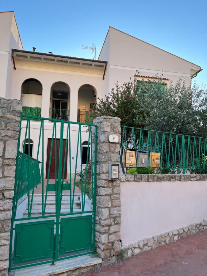 Bed And Coffee Rooms Portoferraio Exterior foto